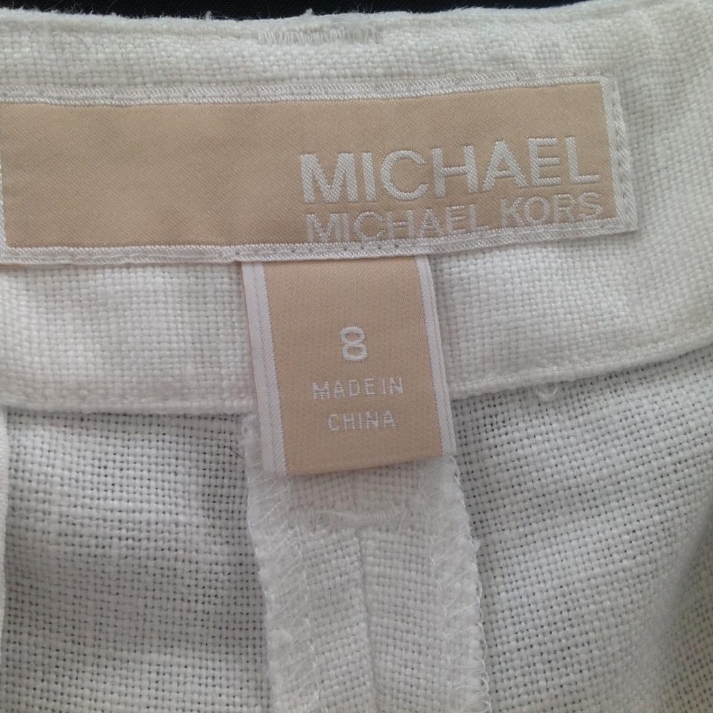 💲SALE💲🎊HP🎊Michael Kors Ladies Linen White/Black Shorts - Picture 2 of 5